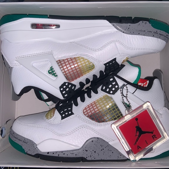 Nike ‘Rasta’ Air Jordans - Picture 4 of 5